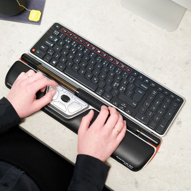 Contour Design RollerMouse Red