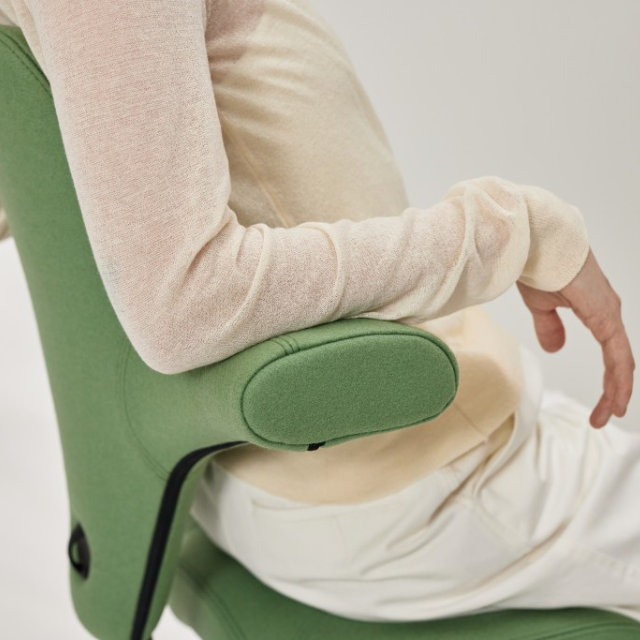 HÅG Capisco 8106 rugleuning groen — detail ergonomische zadelvorm