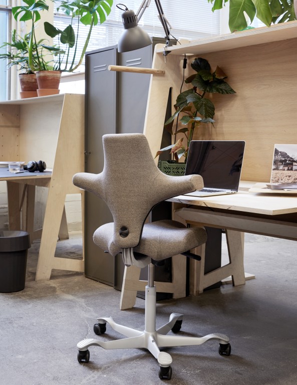 HAG Capisco 8106 Beige Promo