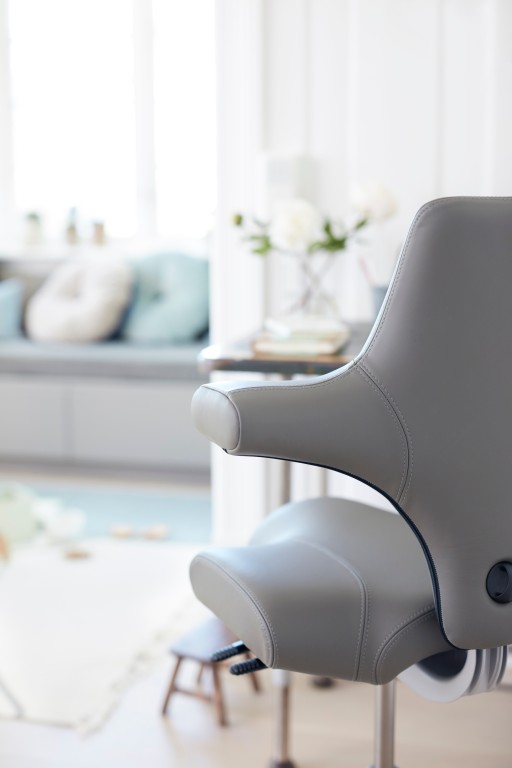 HAG Capisco 8106 Bruin Leder Promo