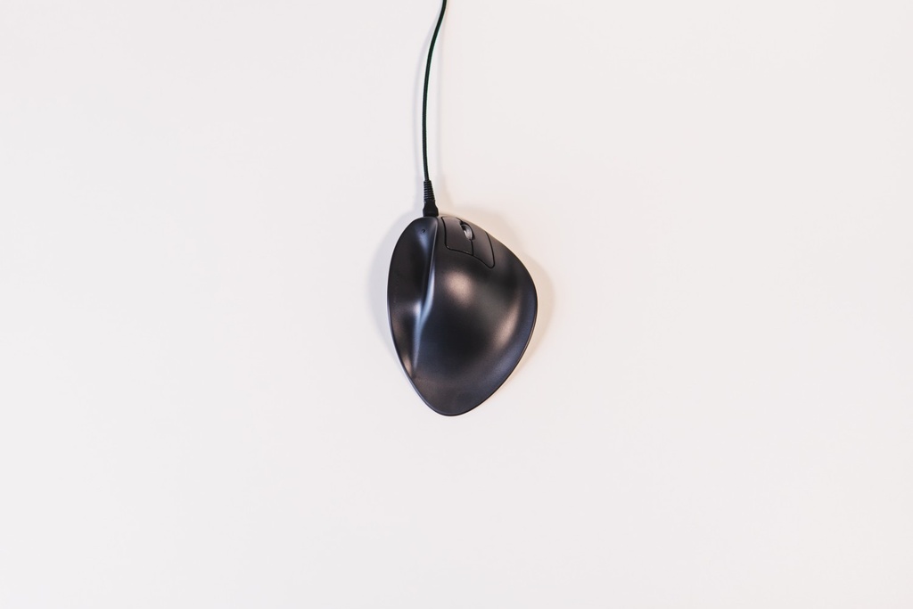 BakkerElkhuizen-handshoemouse-wired-ergonomic-mice-1697184548-9.jpeg (img_36_2)