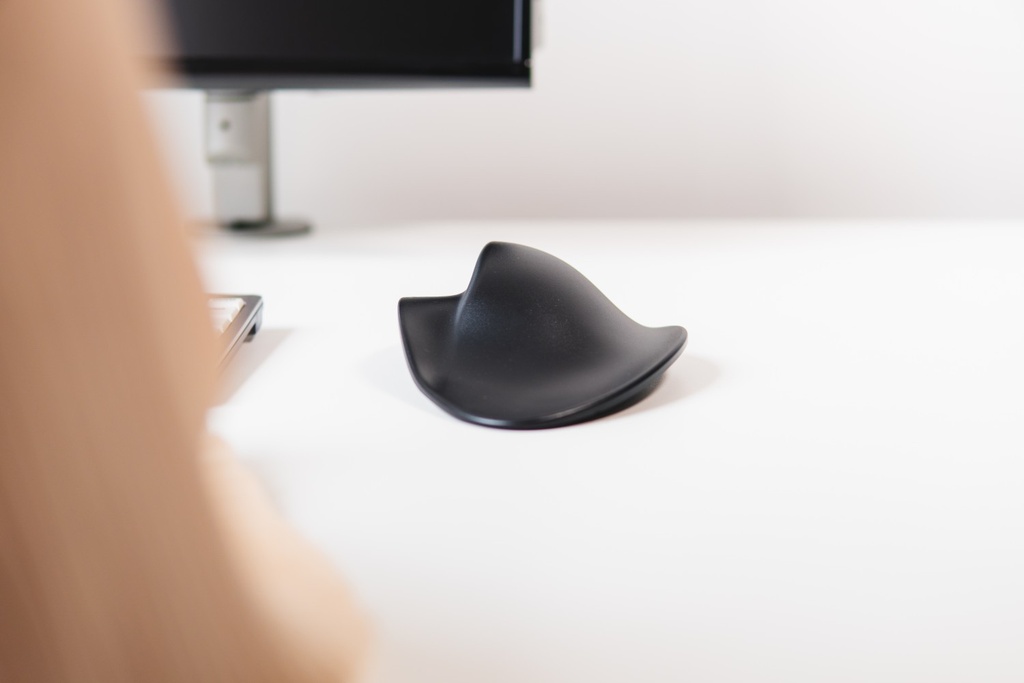 BakkerElkhuizen-handshoemouse-wireless-ergonomic-mice-1697184548-5.jpeg (img_37_1)